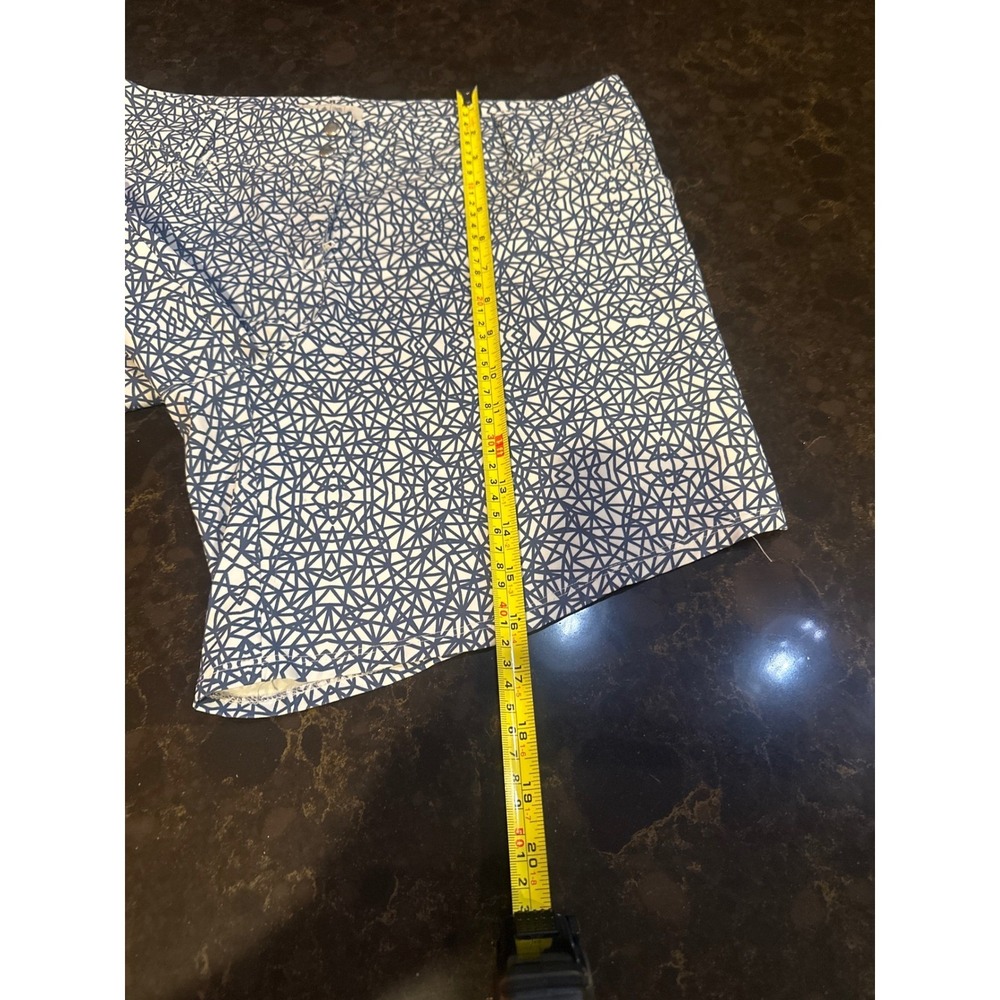 Adidas Womens Golf Shorts Blue White Geometric Lattice Print Size 8 Athletic - Picture 6 of 7